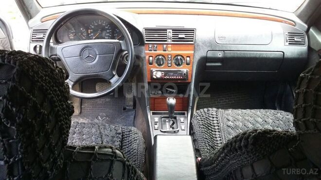 Mercedes C 250 1996, 403,693 km - 2.5 л - Masallı