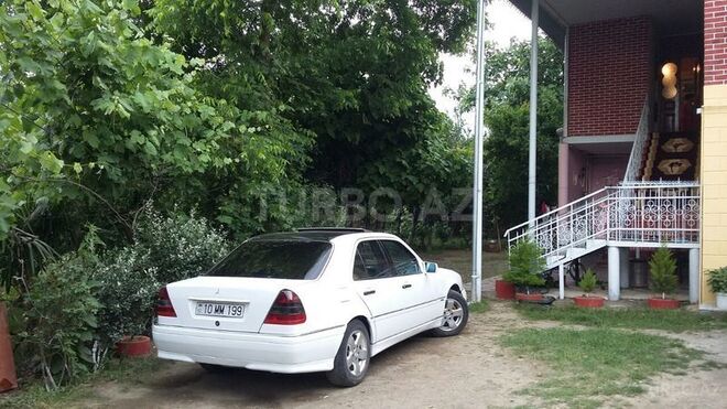 Mercedes C 250 1996, 403,693 km - 2.5 л - Masallı