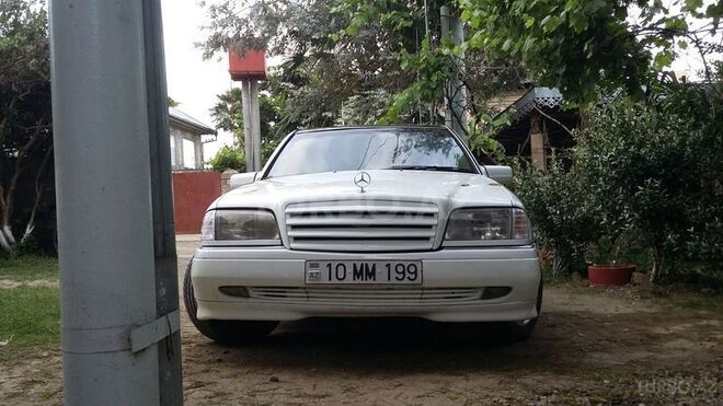 Mercedes C 250 1996, 403,693 km - 2.5 л - Masallı