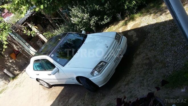 Mercedes C 250 1996, 403,693 km - 2.5 л - Masallı