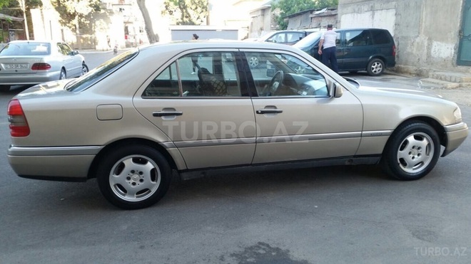 Mercedes C 180 1994, 250,000 km - 1.8 l - Bakı