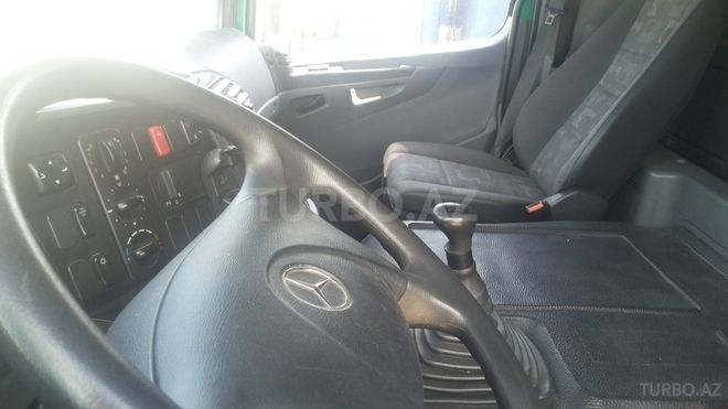 Mercedes  2005, 750,000 km - 0.7 l - Qəbələ