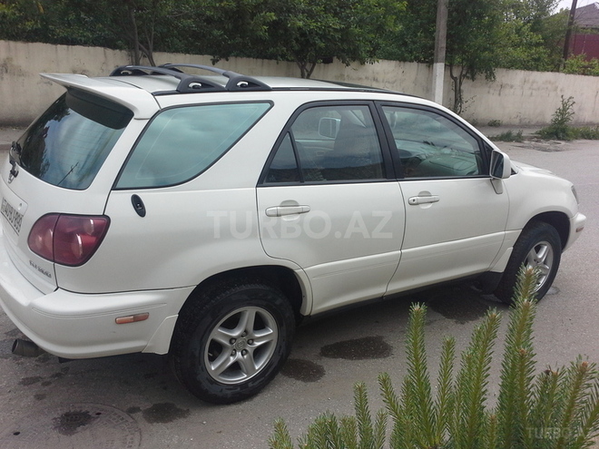 Lexus RX 300 2002, 95,809 km - 3.0 l - Quba