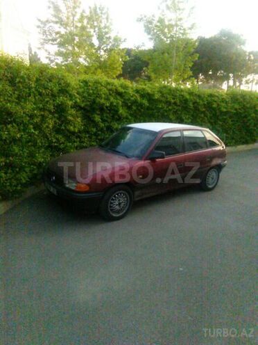 Opel Astra 1992, 175,468 km - 1.8 l - Bakı