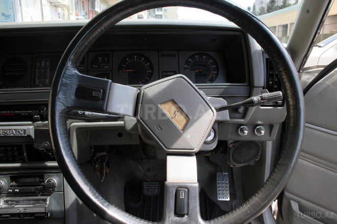 Nissan  1987, 101,000 km - 2.0 l - Bakı