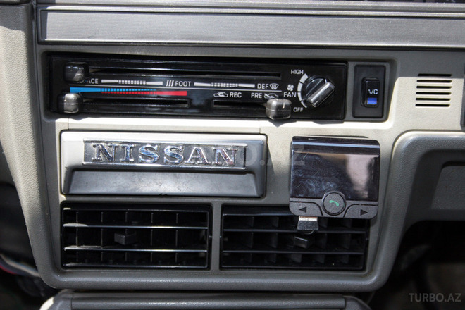 Nissan  1987, 101,000 km - 2.0 l - Bakı