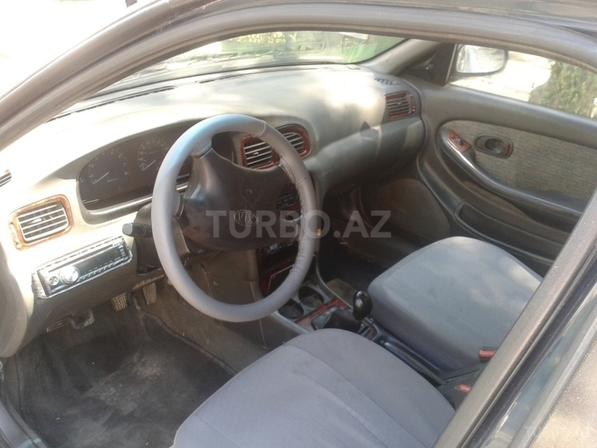 Kia Clarus 1998, 261,000 km - 2.0 l - Bakı