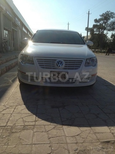Volkswagen Passat 2005, 228,000 km - 2.0 l - Bakı