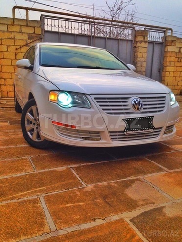 Volkswagen Passat 2005, 228,000 km - 2.0 l - Bakı