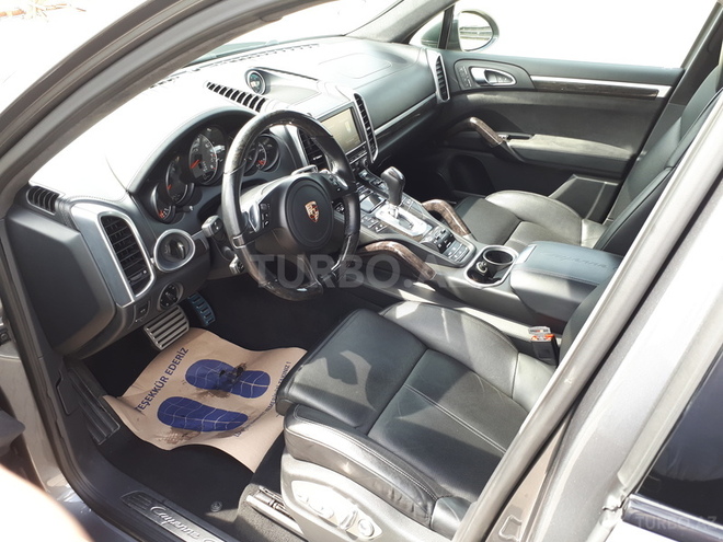 Porsche Cayenne GTS 2013, 58,000 km - 4.8 л - Bakı