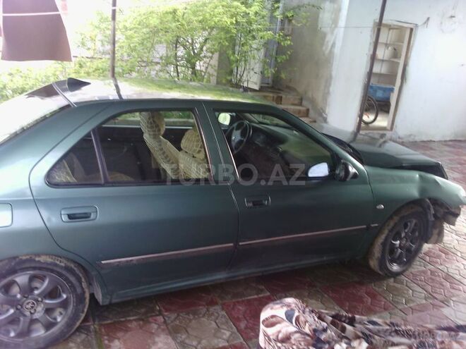 Peugeot 406 2001, 250,000 km - 2.0 l - Bakı