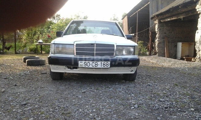 Mercedes 190 1991, 238,526 km - 2.0 л - Bakı