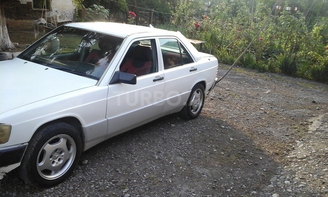 Mercedes 190 1991, 238,526 km - 2.0 л - Bakı