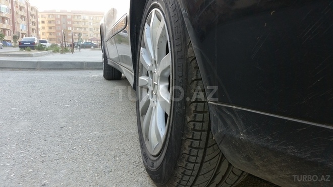 Mercedes E 320 2006, 231,000 km - 3.2 l - Bakı