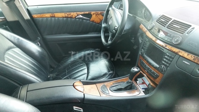 Mercedes E 320 2006, 231,000 km - 3.2 l - Bakı
