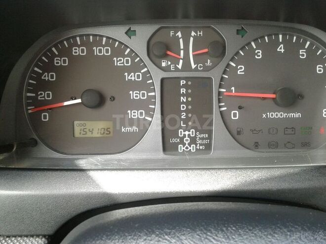 Mitsubishi Pajero io 2001, 160,000 km - 2.0 л - Lənkəran