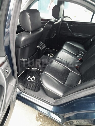 Mercedes E 220 2001, 300,000 km - 2.2 l - Bakı
