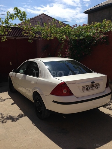 Ford Mondeo 2001, 280,000 km - 2.0 л - Bakı
