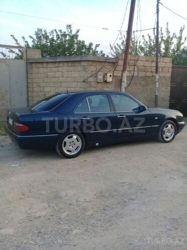 Mercedes E 230 1996, 291,000 km - 0.3 л - Sumqayıt