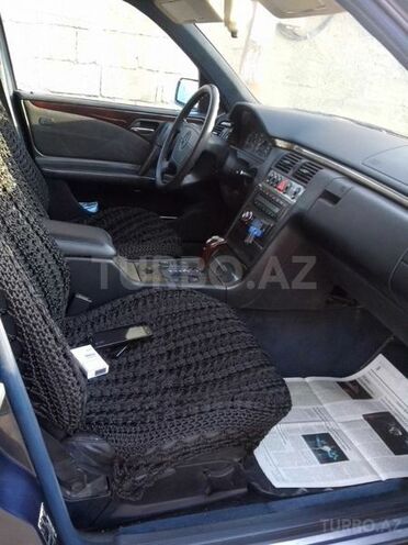 Mercedes E 230 1996, 291,000 km - 0.3 л - Sumqayıt