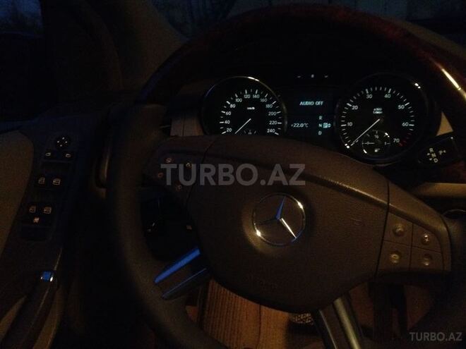 Mercedes R 350 2006, 217,000 km - 3.5 l - Bakı