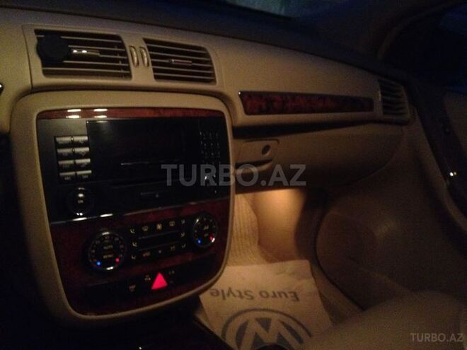 Mercedes R 350 2006, 217,000 km - 3.5 l - Bakı