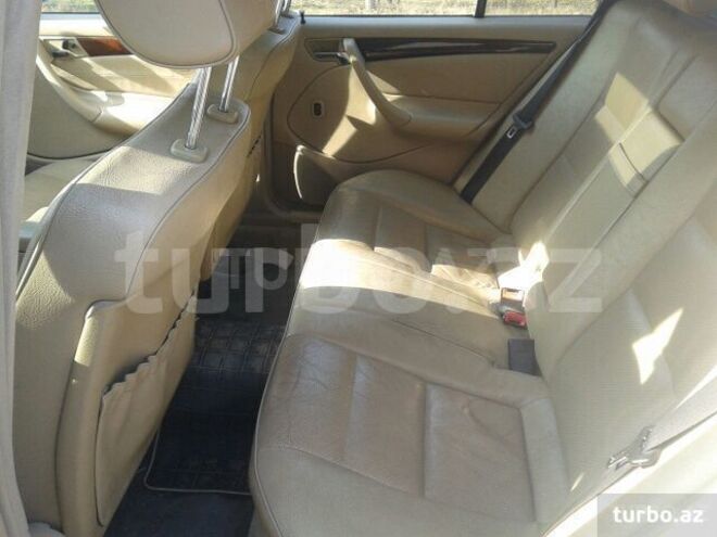 Mercedes C 230 1999, 240,000 km - 2.3 l - Gəncə