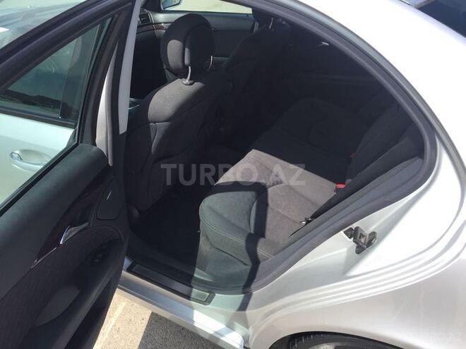 Mercedes E 220 2004, 241,000 km - 2.2 л - Bakı