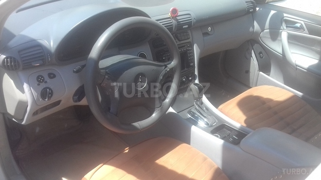 Mercedes C 200 2003, 247,200 km - 2.0 л - Bakı