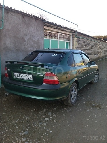 Opel Vectra 1997, 280,000 km - 1.6 l - Ağstafa