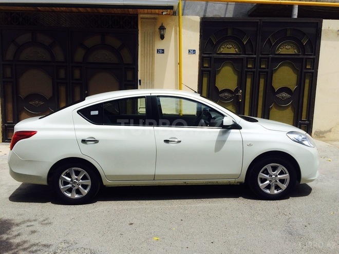 Nissan Sunny 2013, 39,000 km - 1.5 l - Bakı