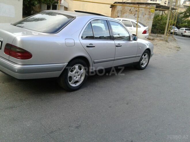 Mercedes E 240 1998, 352,150 km - 2.4 l - Bakı