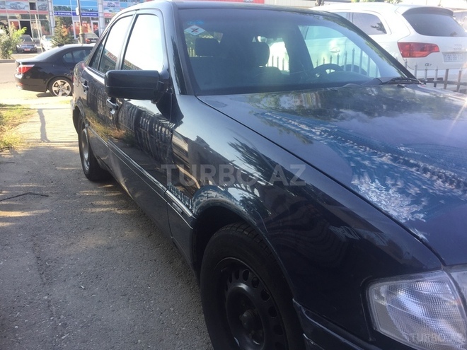 Mercedes C 180 1995, 289,000 km - 1.8 l - Bakı