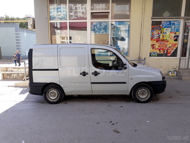 Fiat Doblo 2000, 267,000 km - 1.9 l - Bakı