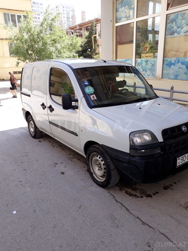 Fiat Doblo 2000, 267,000 km - 1.9 l - Bakı