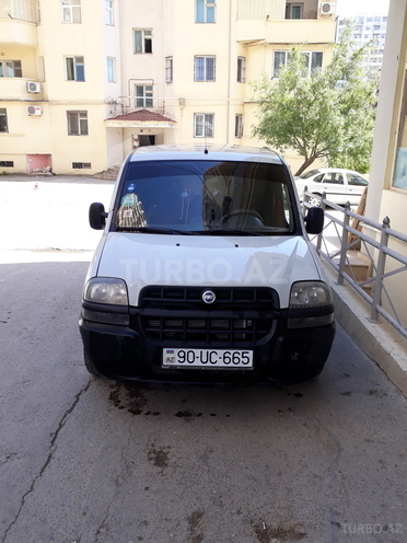 Fiat Doblo 2000, 267,000 km - 1.9 l - Bakı