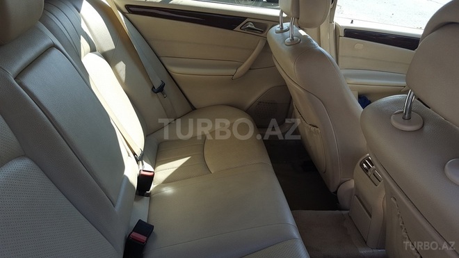 Mercedes C 200 2004, 174,000 km - 2.0 l - Bakı