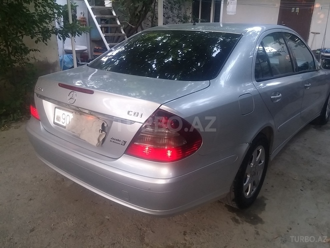 Mercedes E 220 2008, 250,000 km - 2.2 l - Bakı