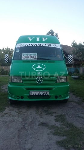 Mercedes Sprinter 208 1996, 355,966 km - 2.9 l - Zaqatala