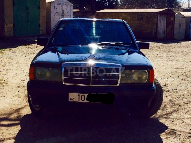Mercedes 190 1991, 299,345 km - 2.0 л - Sumqayıt