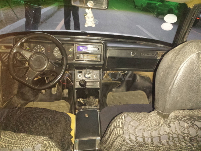 LADA (VAZ) 2105 1983, 281,200 km - 1.3 л - Salyan