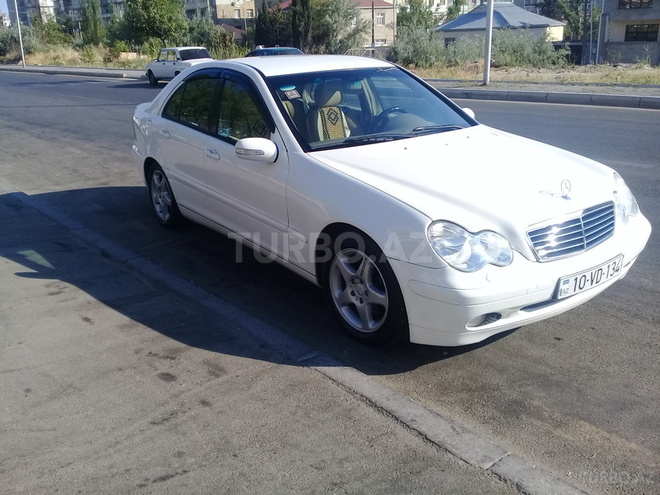 Mercedes C 180 2004, 257,000 km - 1.8 l - Bakı