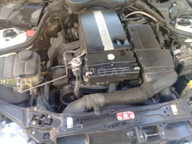 Mercedes C 180 2004, 257,000 km - 1.8 l - Bakı