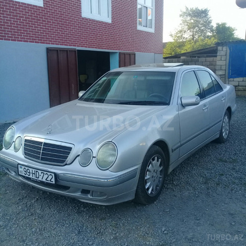 Mercedes E 240 2000, 223,800 km - 2.4 л - Lənkəran