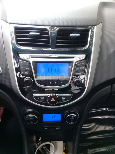 Hyundai Accent 2012, 50,000 km - 1.6 l - Bakı