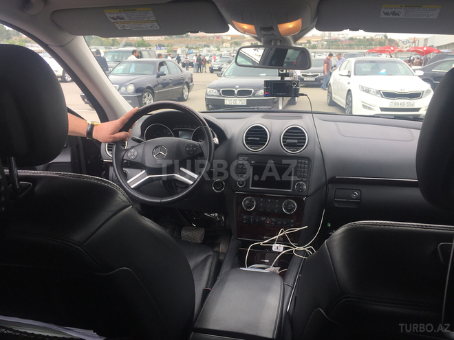 Mercedes GL 550 2009, 76,000 km - 5.5 l - Bakı