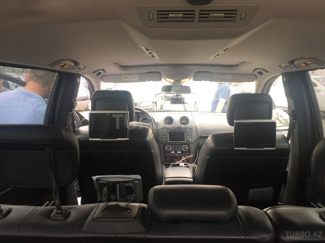Mercedes GL 550 2009, 76,000 km - 5.5 l - Bakı