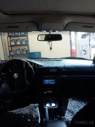 Volkswagen Passat 2001, 200,000 km - 2.8 л - Bakı