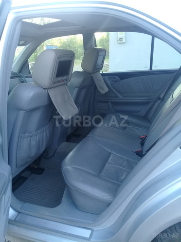 Mercedes E 240 2000, 223,800 km - 2.4 л - Lənkəran