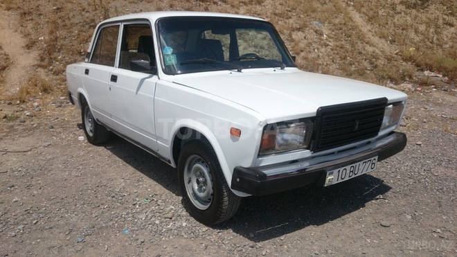 LADA (VAZ) 2107 1990, 200,000 km - 1.5 л - Ucar